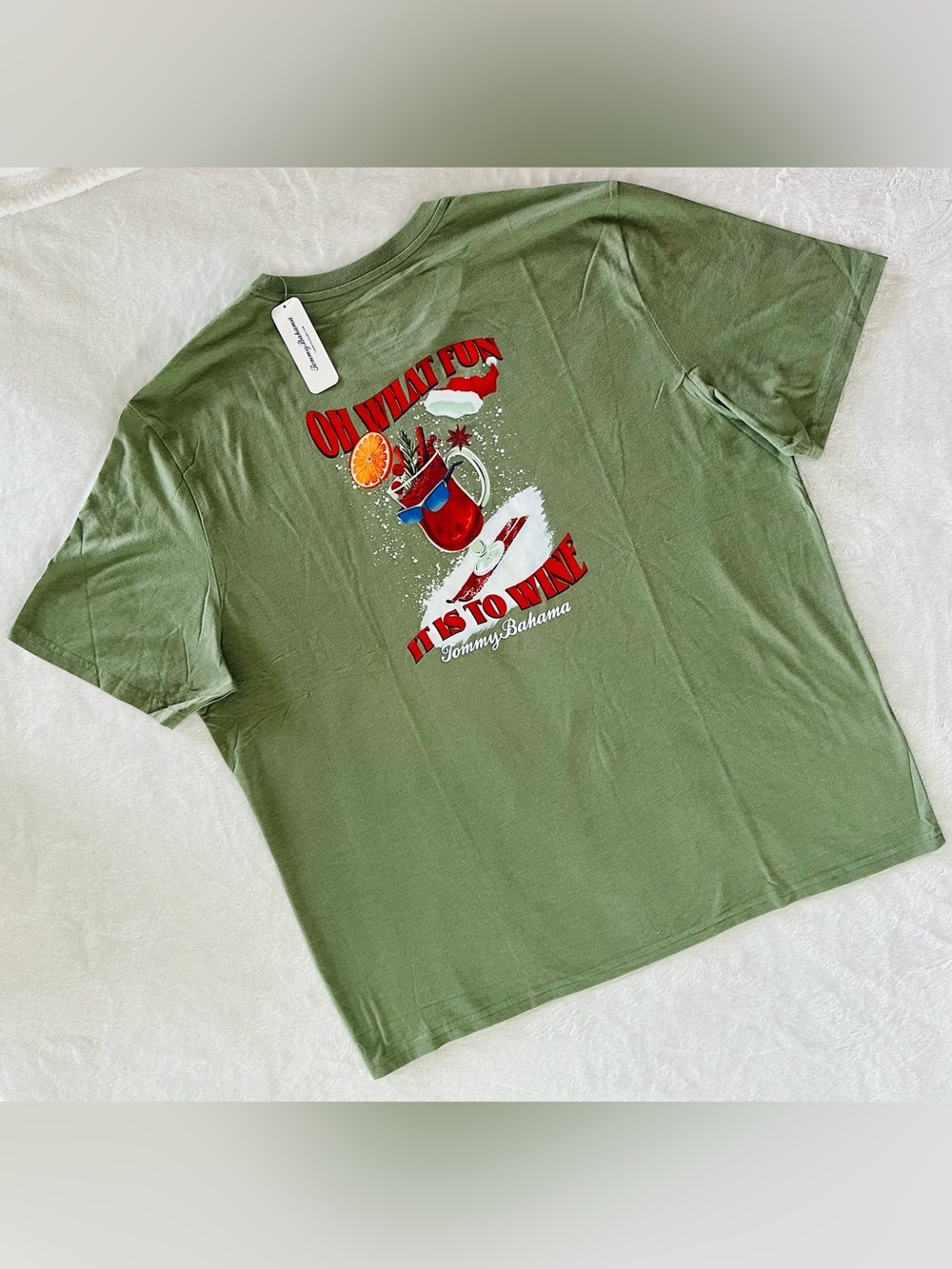 Tommy Bahama Men’s OH WHAT FUN IT IS TO WINE T-shirt XXL Green NWT Winter Snow
